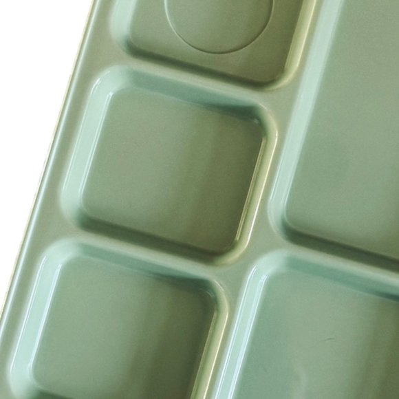 Pottery Barn Kids Cafeteria Trays Divided Food Trays Green Crafts Homeschool - Picture 8 of 10